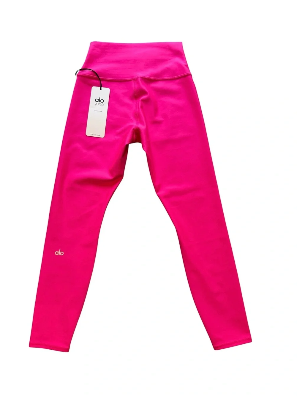 NWT ALO Yoga Neon Pink Set— Intrigue Bra and 7/8 High Waisted Airlift Leggings
